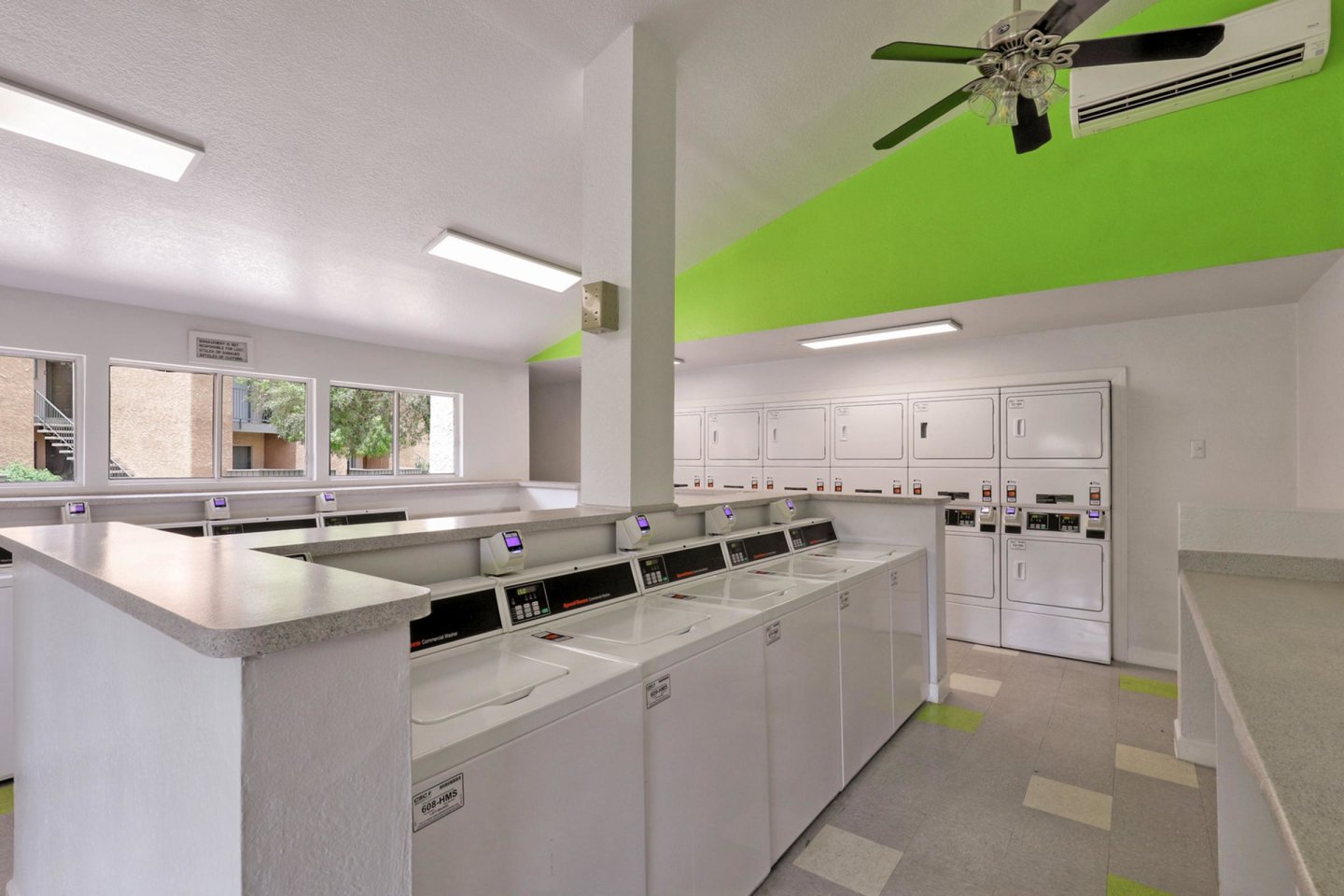 Sorrento Apartments Image 40