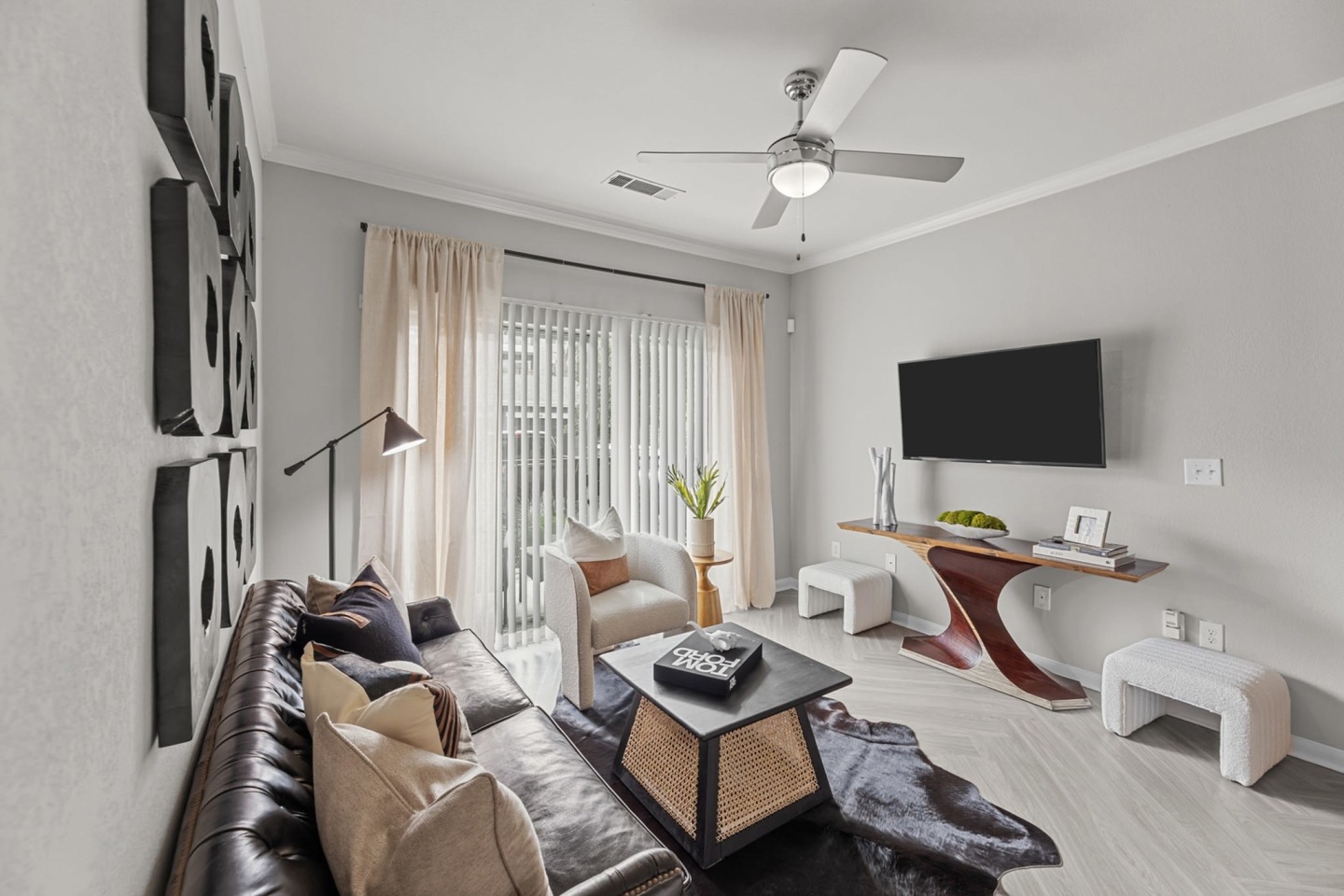 Aspect Image 10