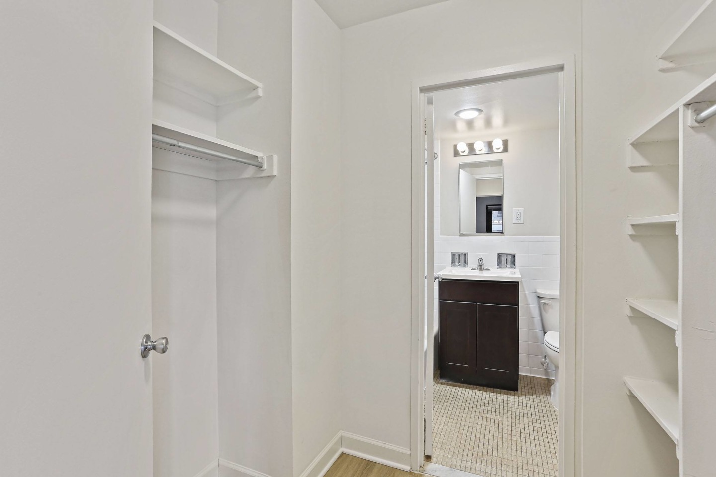 Barton House Image 13