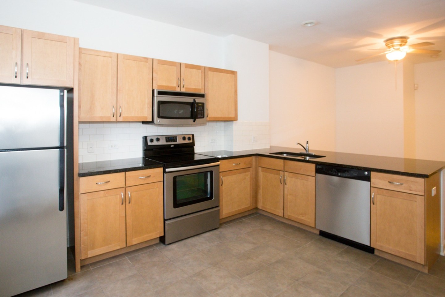 5326-5336 S. Greenwood Avenue Image 12