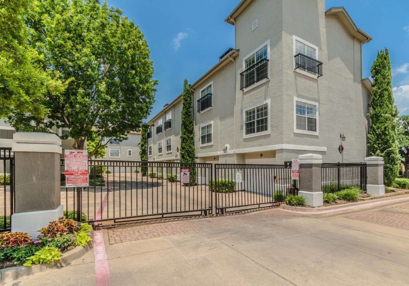Monticello Oaks Townhomes Image 36