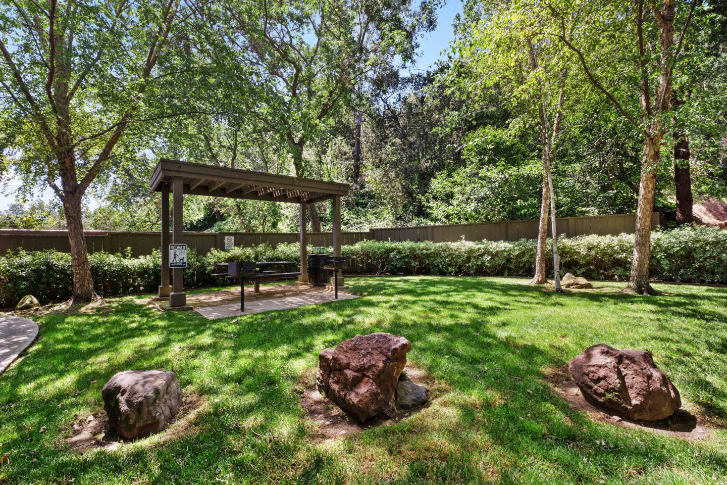 Carmel House Image 27