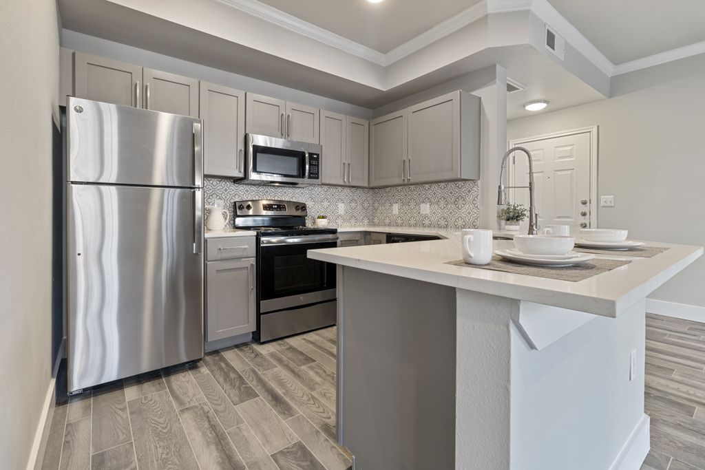 Charleston Apartment Homes Image 12