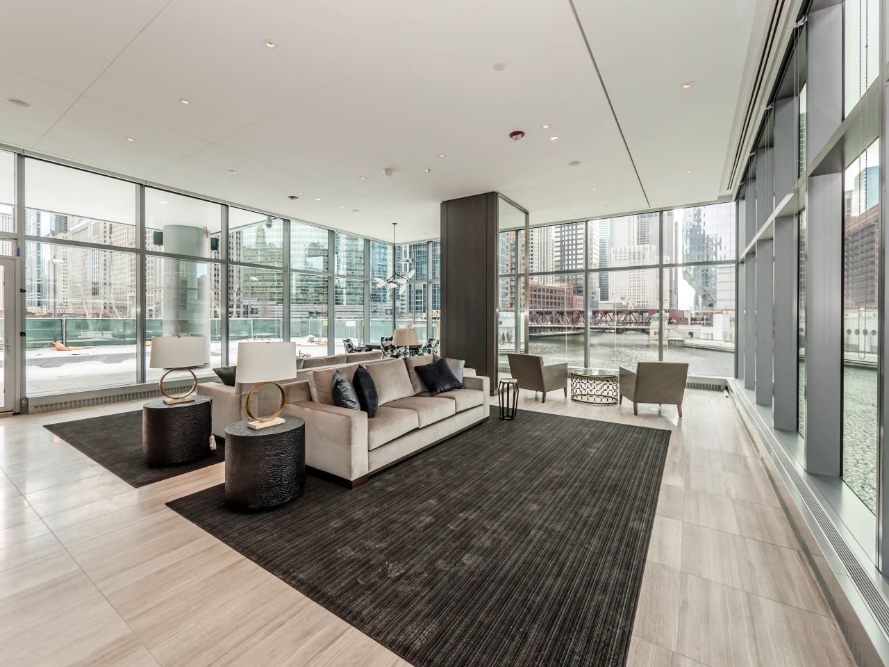 Wolf Point West Image 23