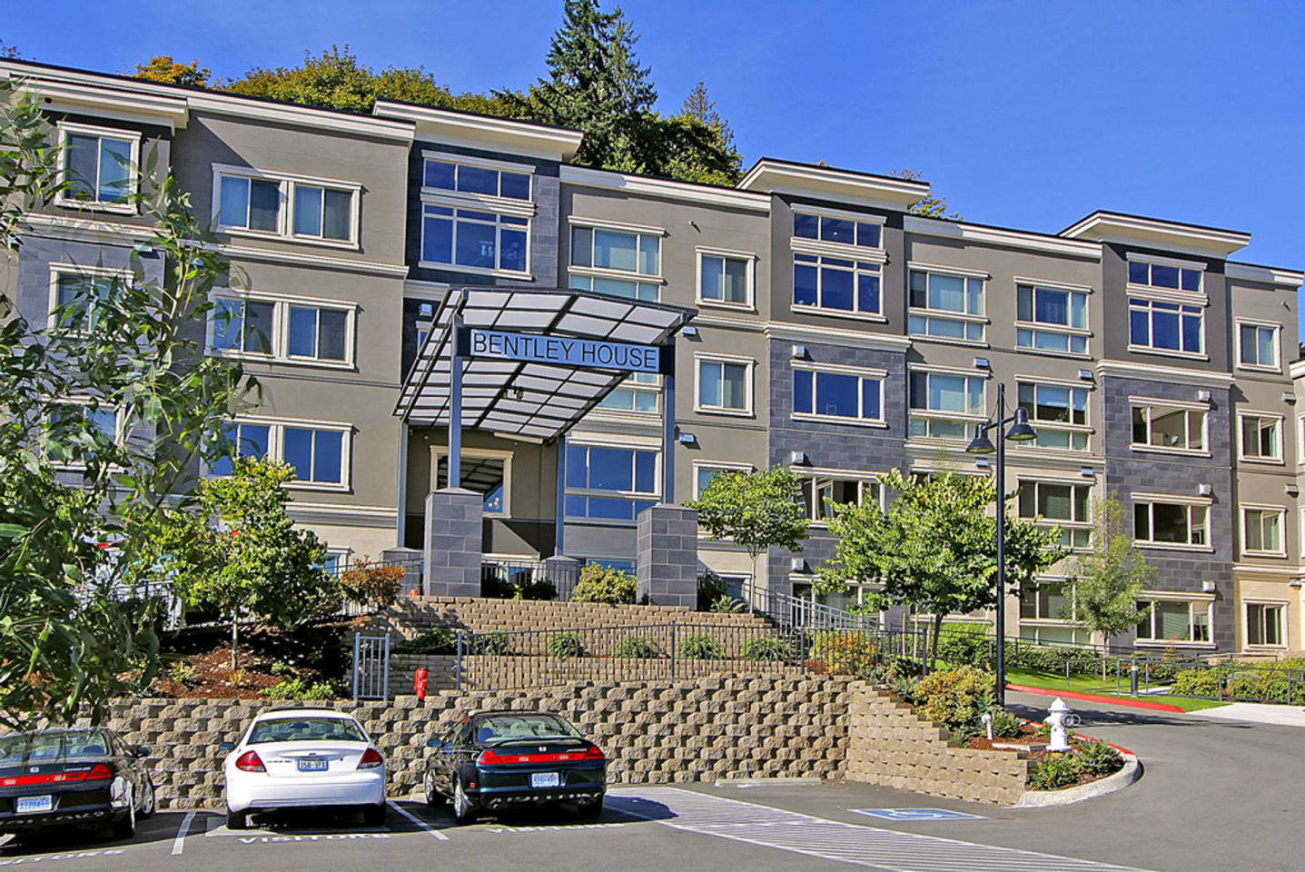 Bentley House Image 30