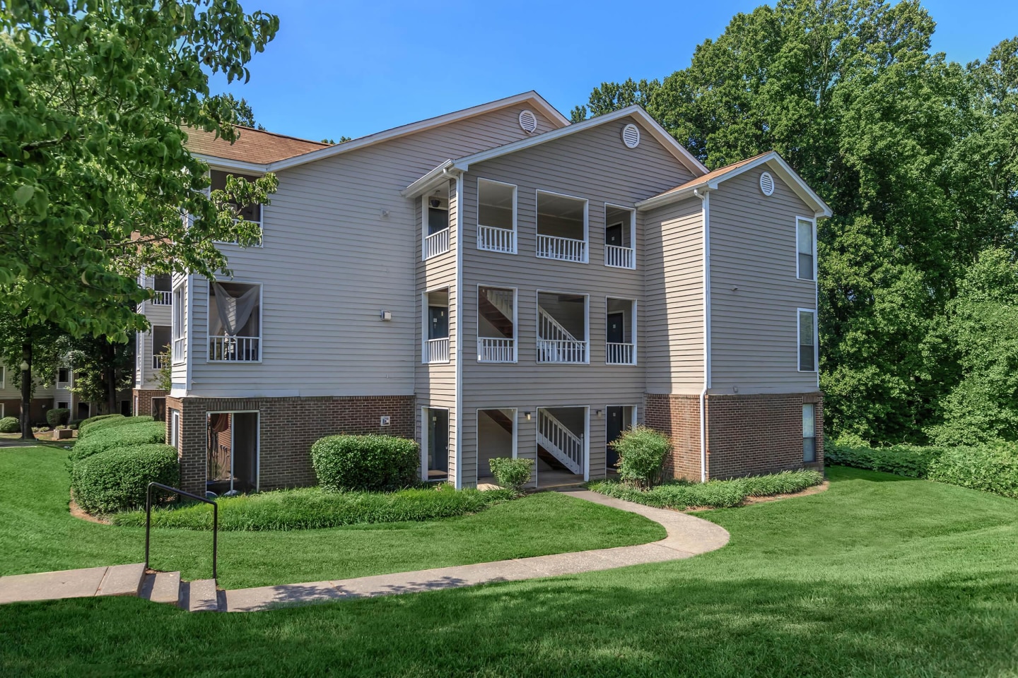 Huntsview Apartments Image 40