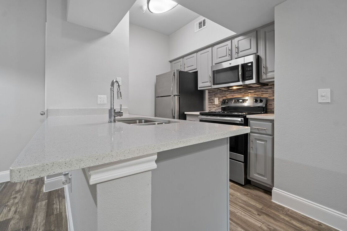 Larkin Apartment Homes Image 48