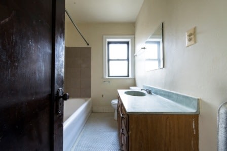 1514 W 77th Image 5