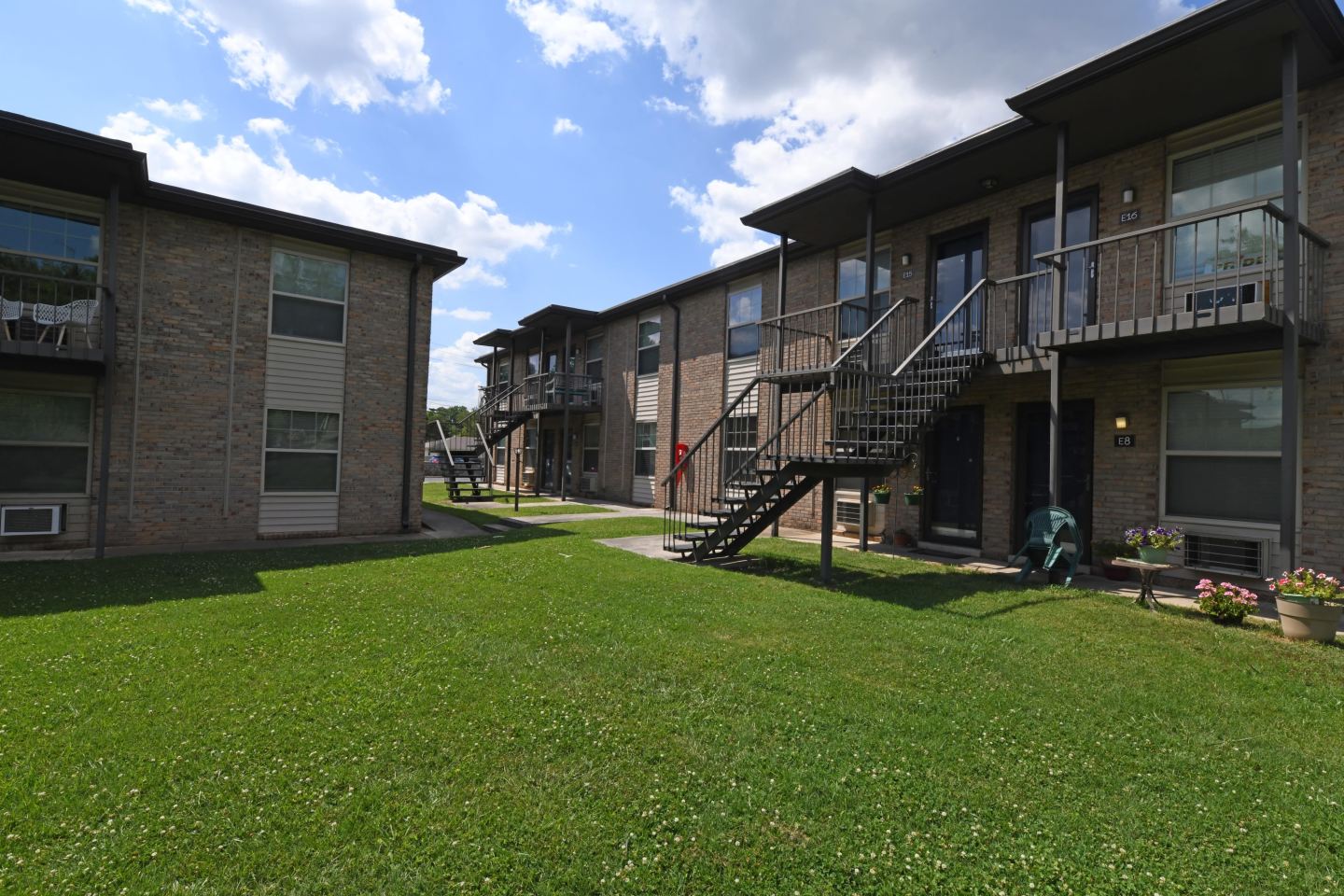 Condos at the Villager Image 35