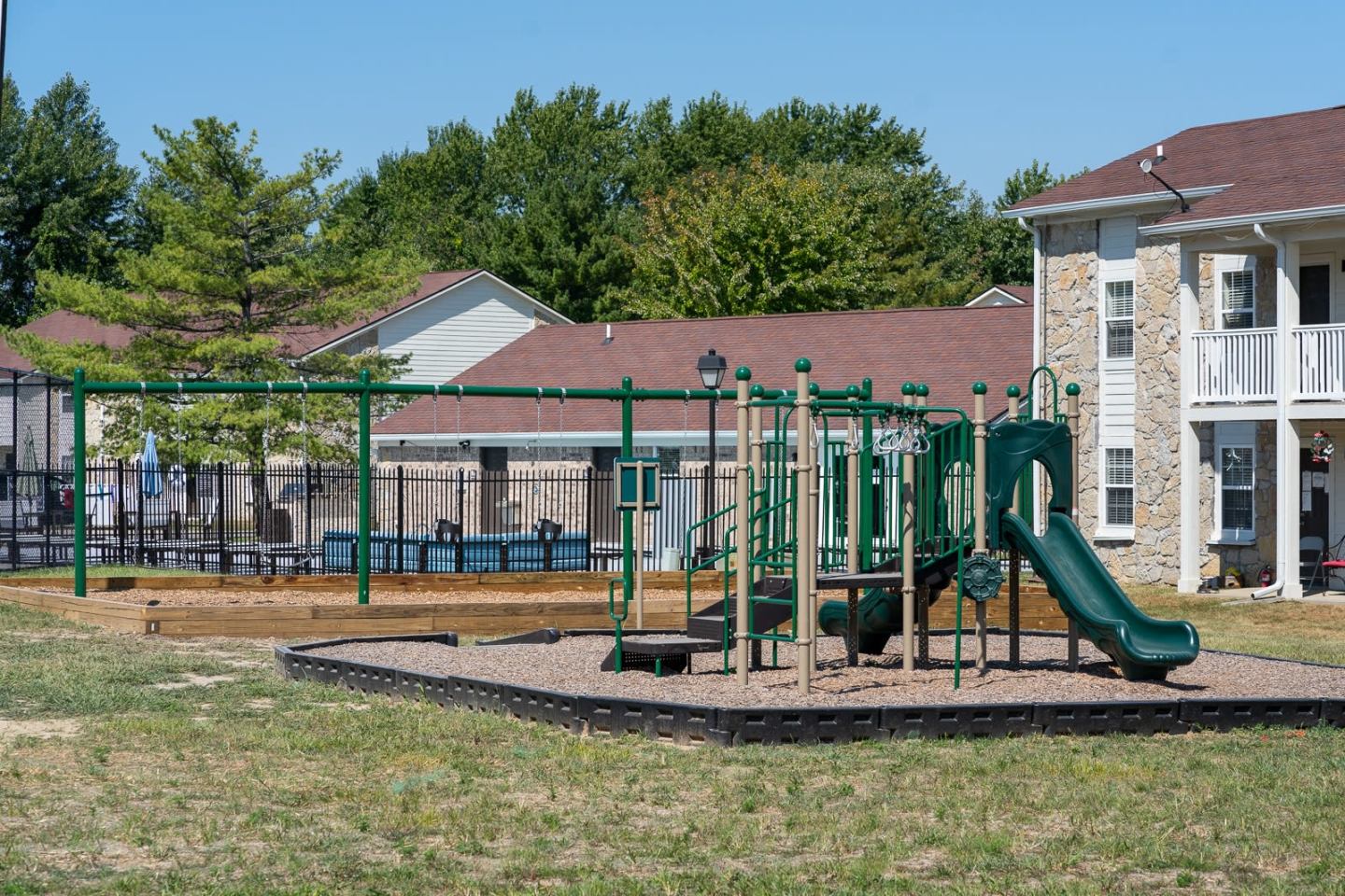 The Village at Sandstone Apartments Image 9