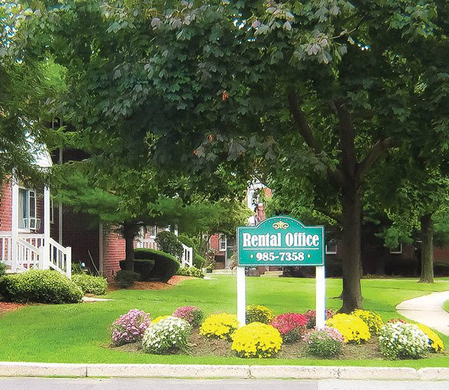 Woodbridge Apartments Image 4