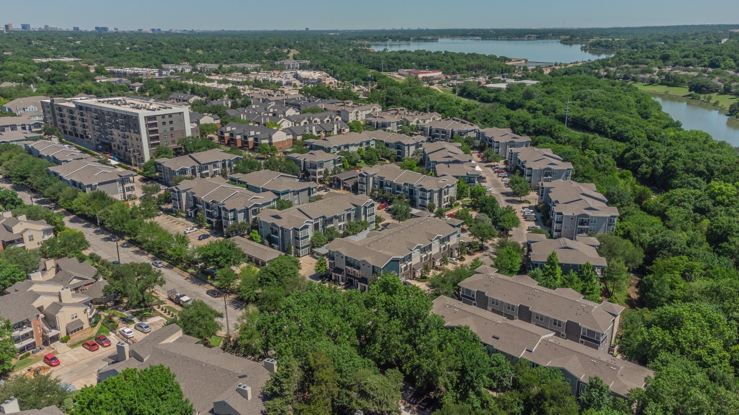 Lakewood Flats Image 16
