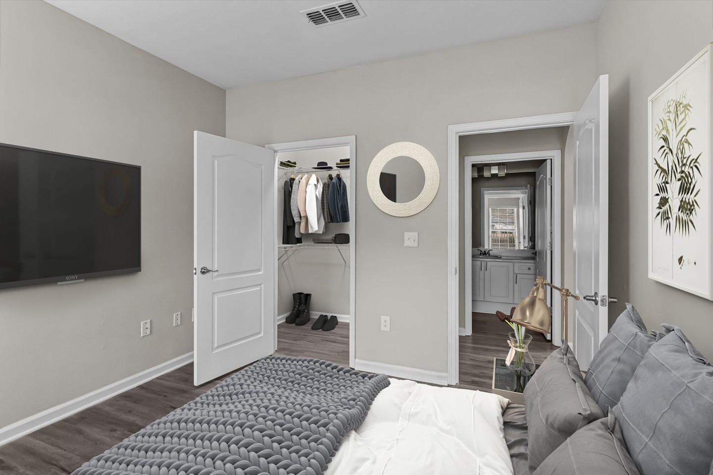 Creekside Corners Image 14