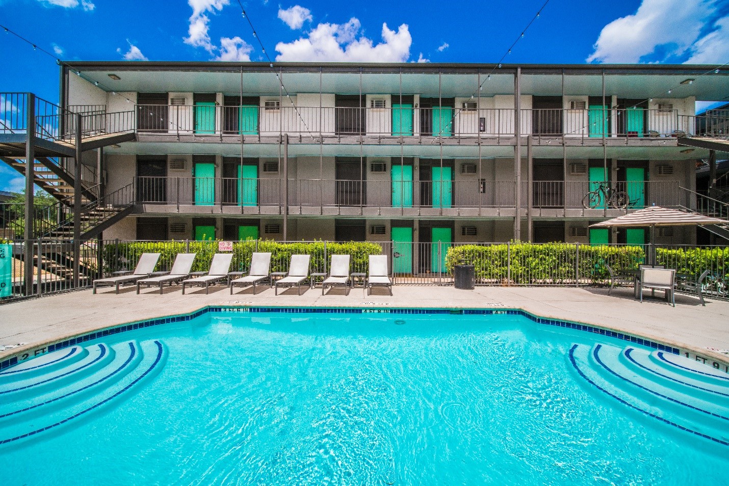 Mesh Apartments Image 4