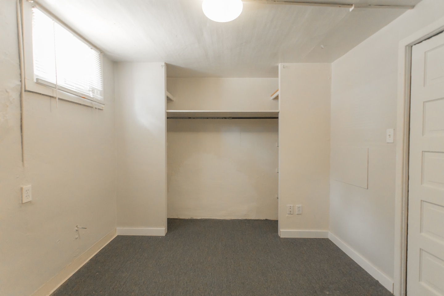 1501 Broadway St Image 22