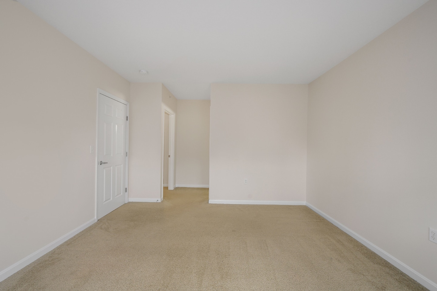 Roebling Row Image 34