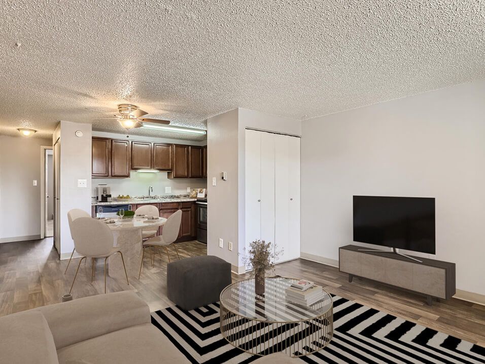 Fox Hill Apartments Image 1