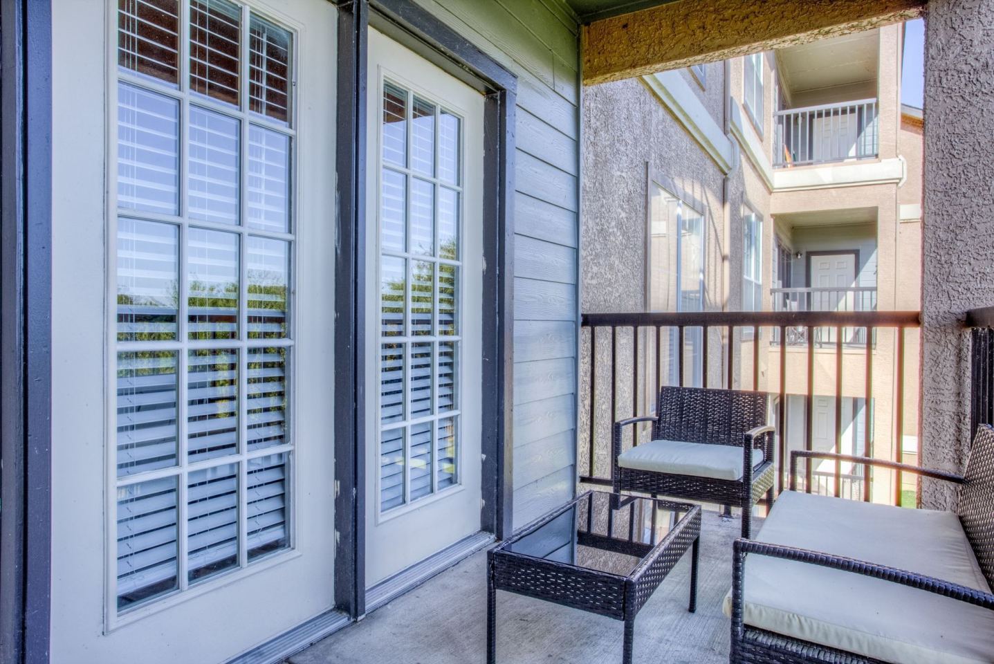 Waters Edge Villas Apartments Image 11