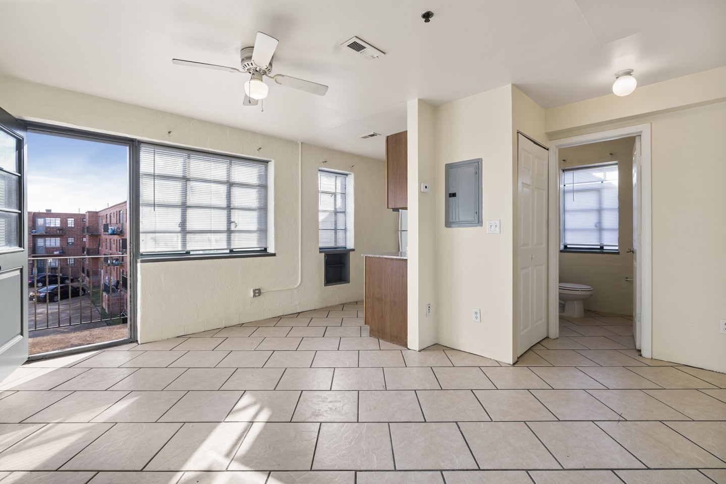Collins Terrace Image 4