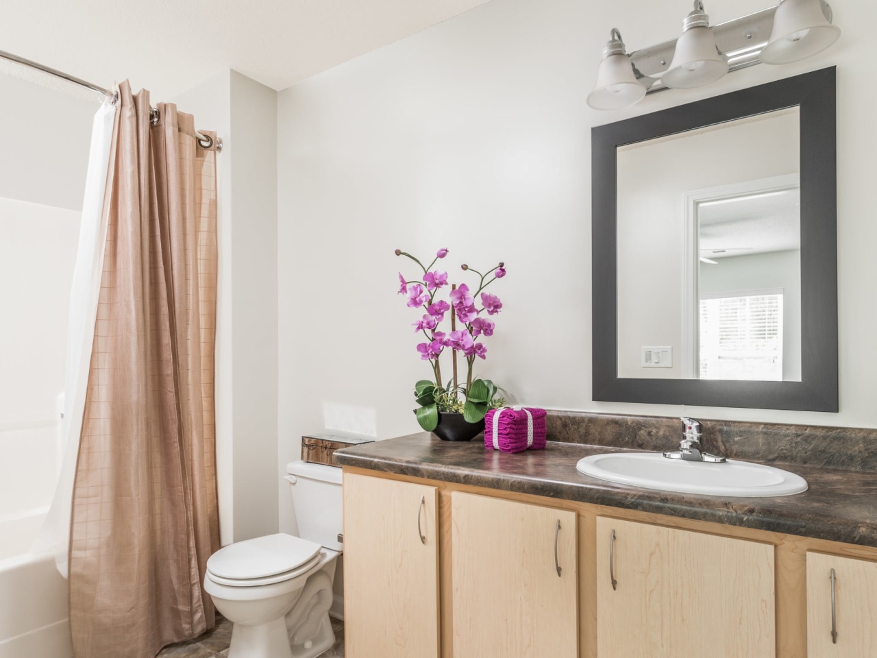 Tides at Calabash Apartments Image 6