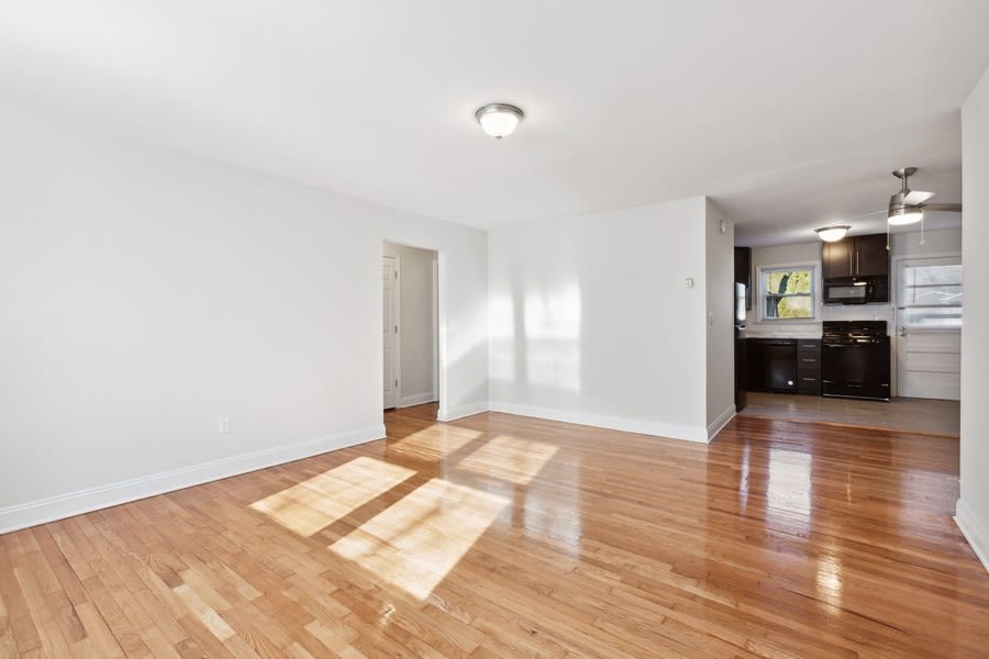 Sherwood Court Image 6