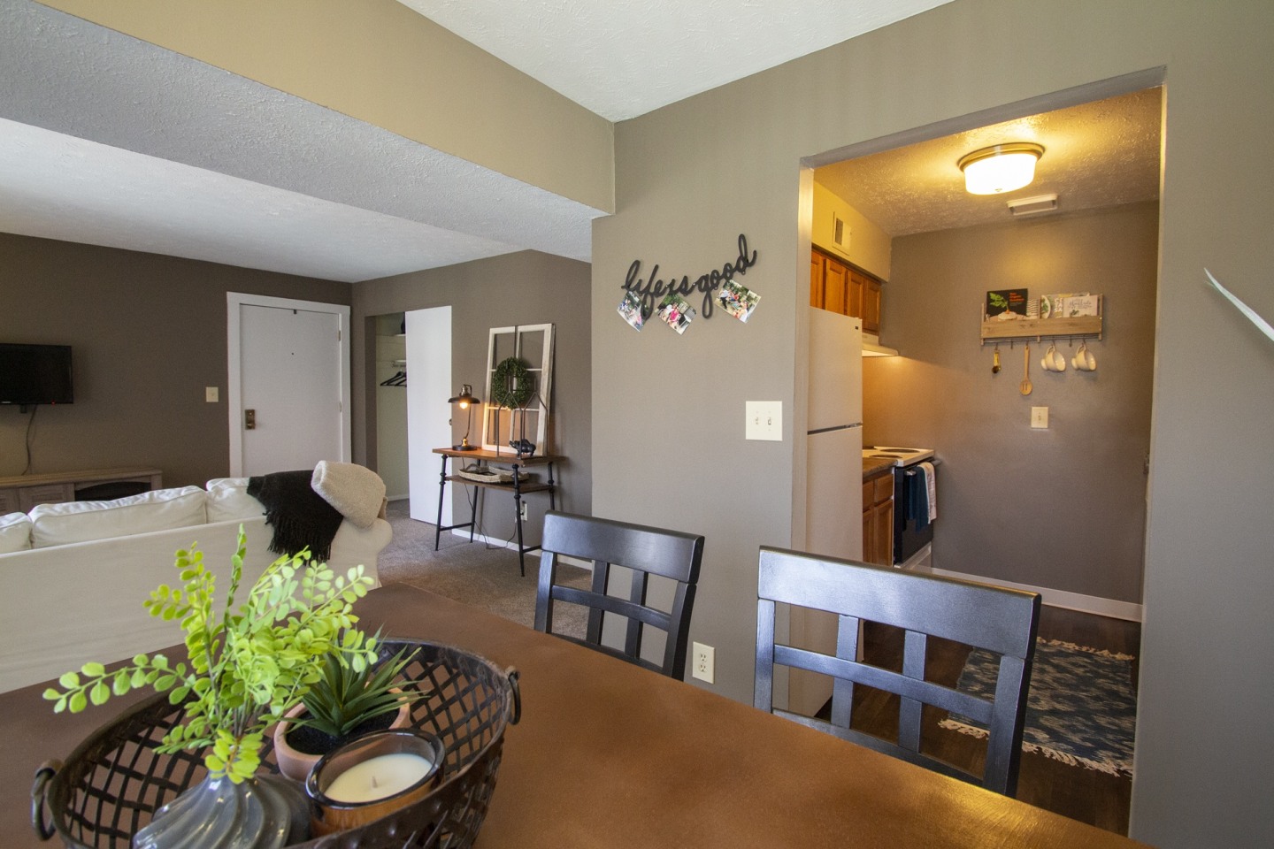Deer Hill Image 71