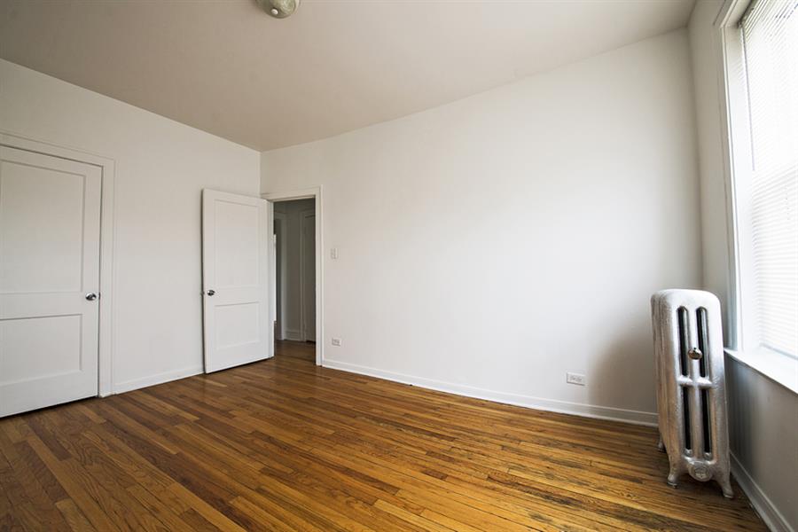 7930 S Ingleside East Chatham Apartments Image 17