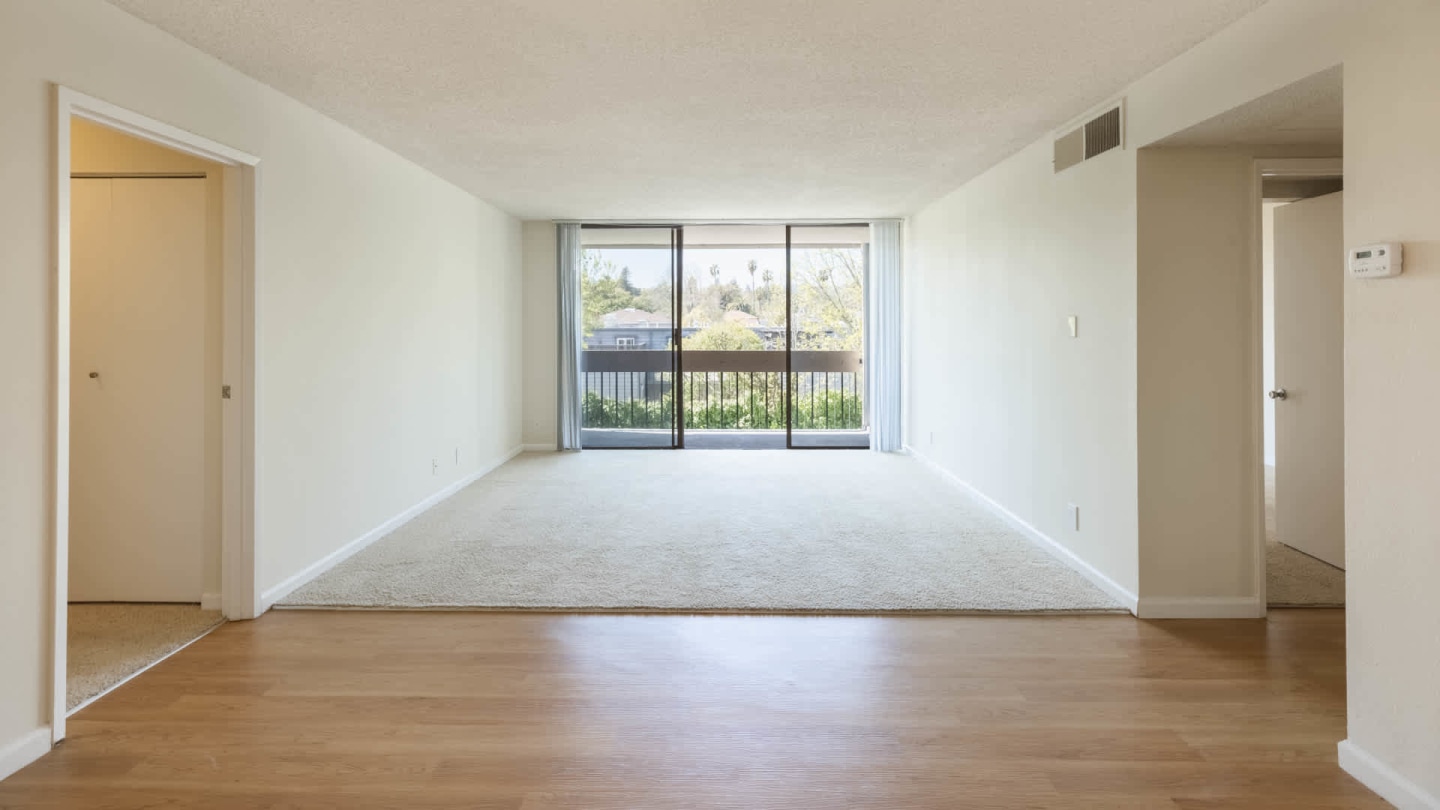 55 West 5th Avenue Image 6