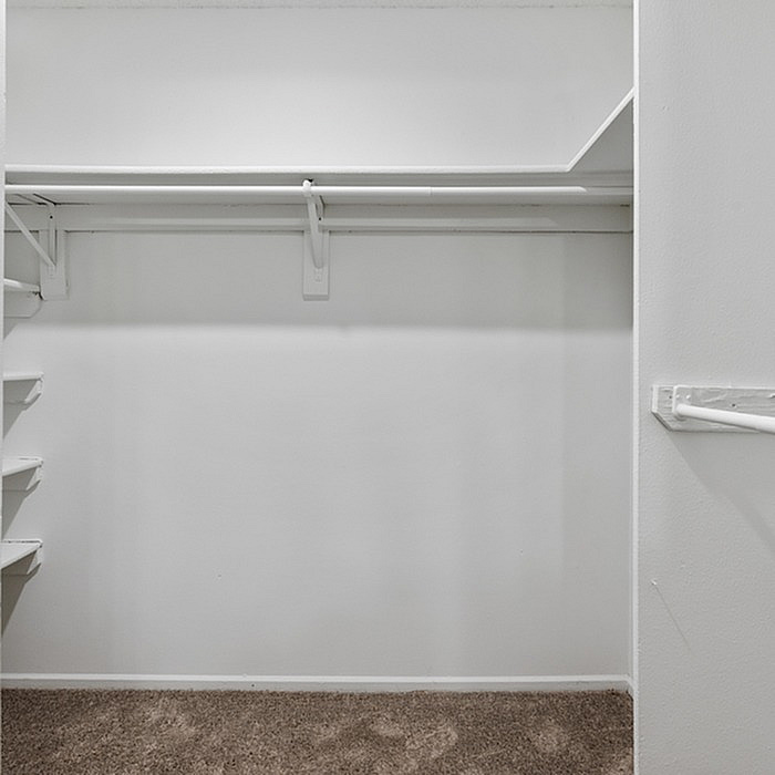 Parkwood Apartment Homes Image 6