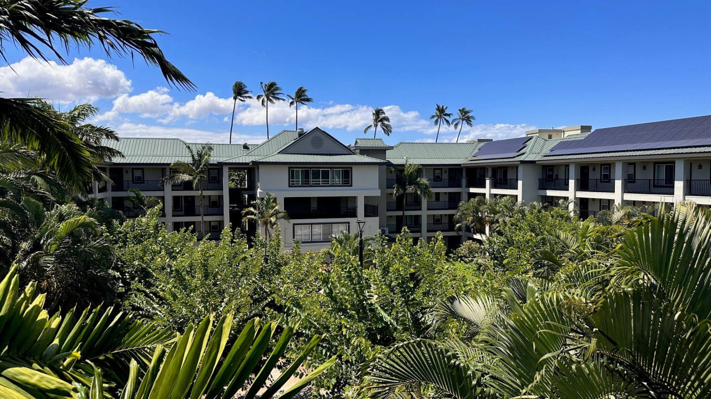 Waterfront Apartments at Kahului Image 1
