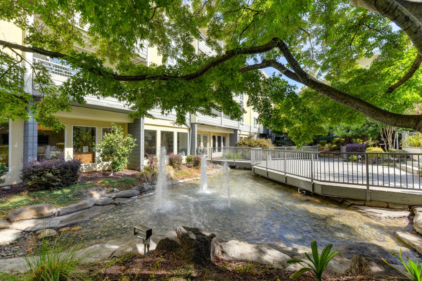 The Retreat Apartments Image 44
