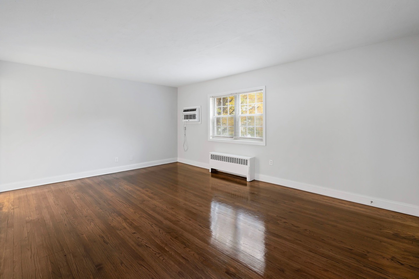 Molly Pitcher Village Apts Image 16