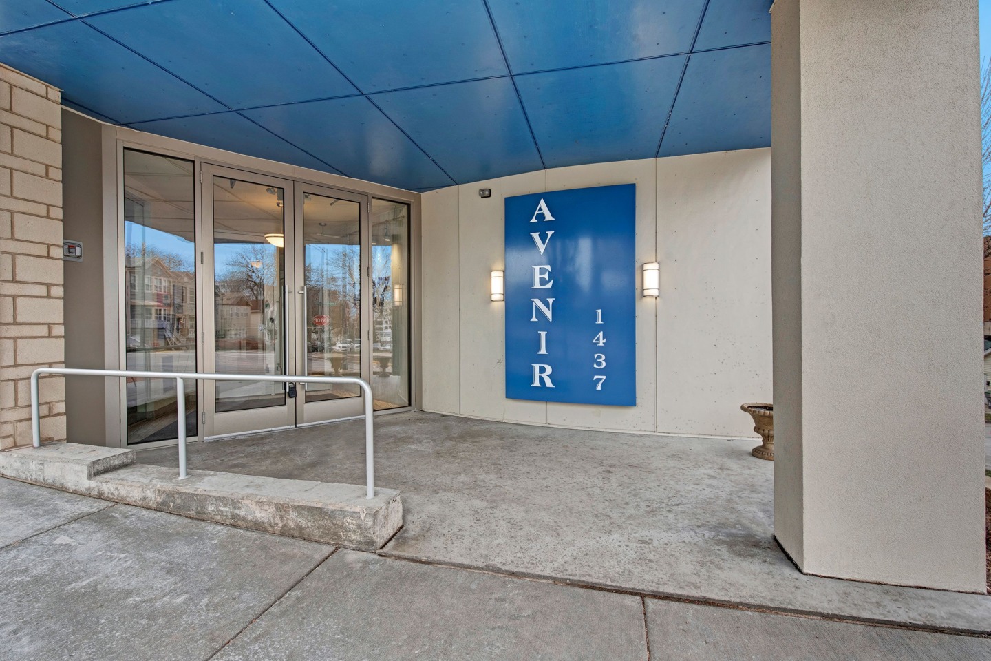 Avenir Image 16