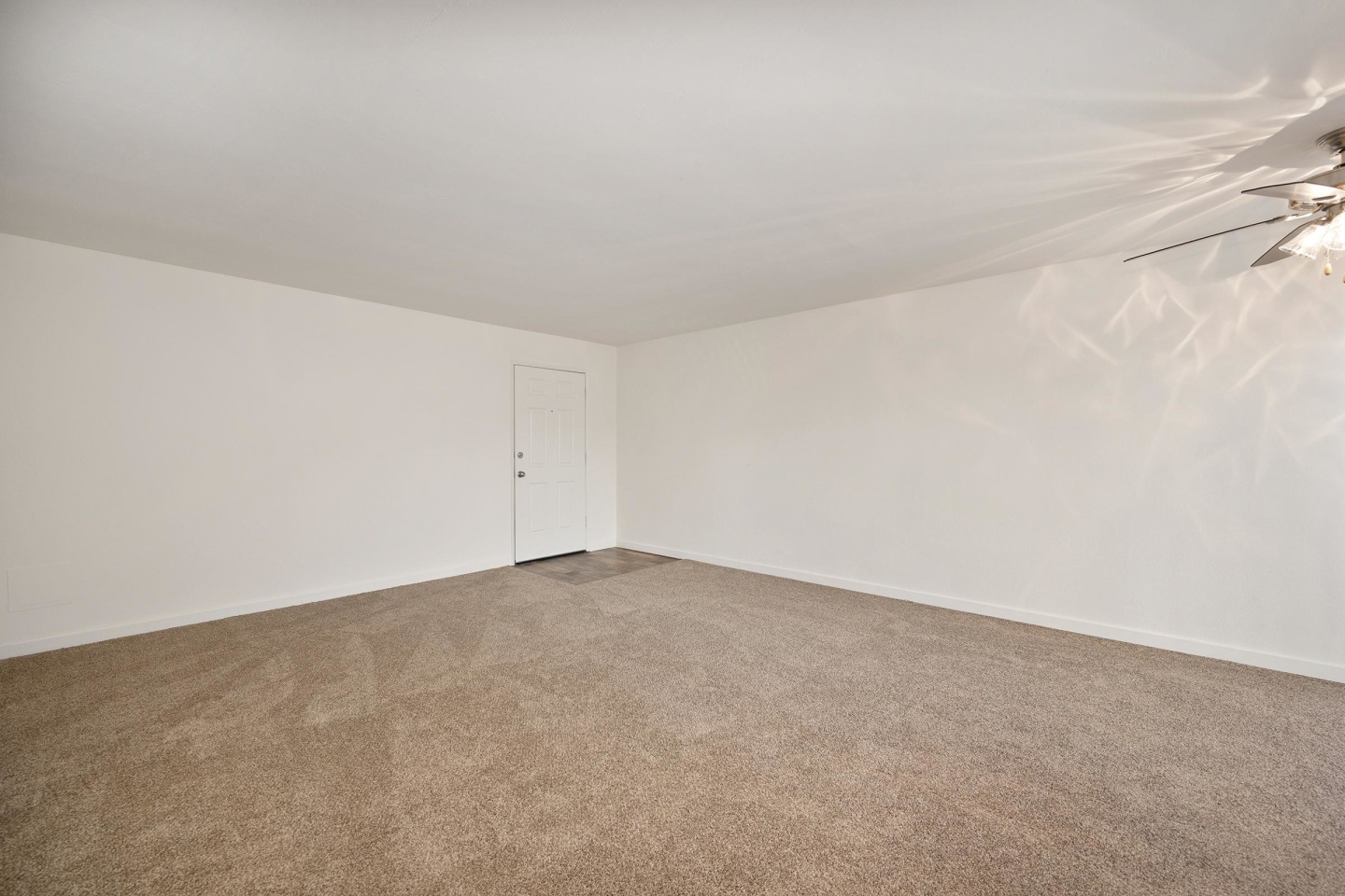 Elan Sea Lofts Image 30