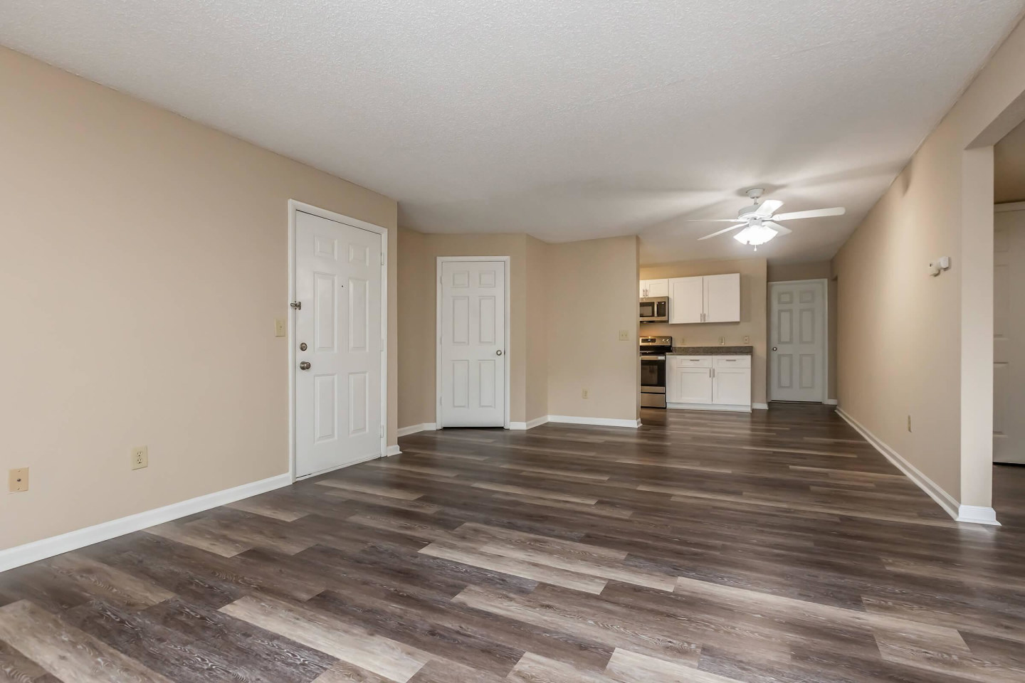 Lake Brandt Apartments Image 1