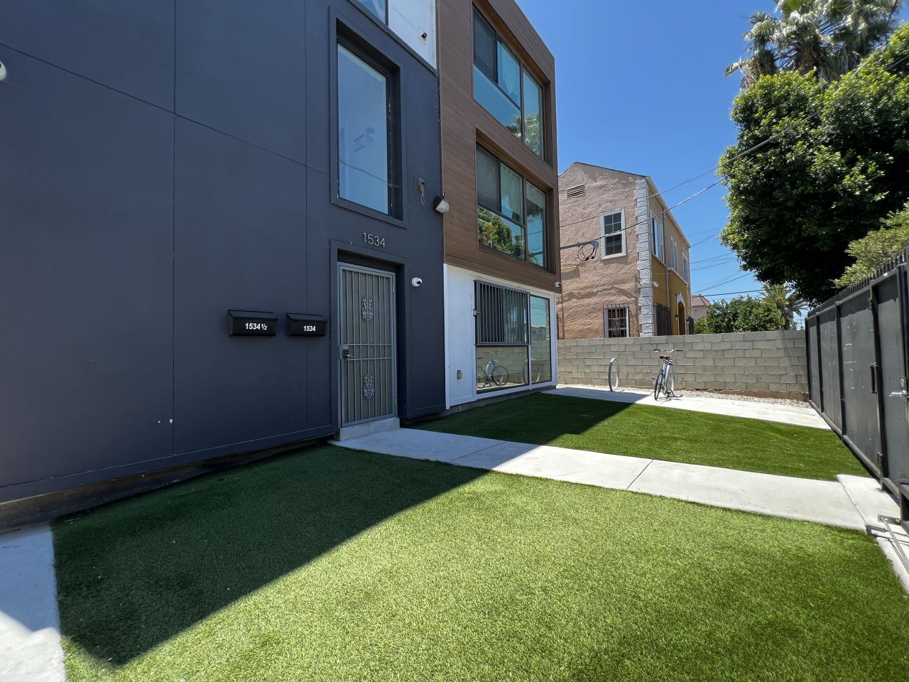 1534 W 35th Street - Co-Living Image 14