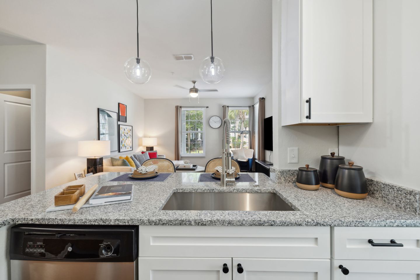 Edgewater Crossings Image 37