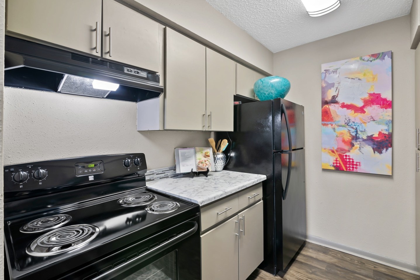 The Huxley at Medical Center Image 13