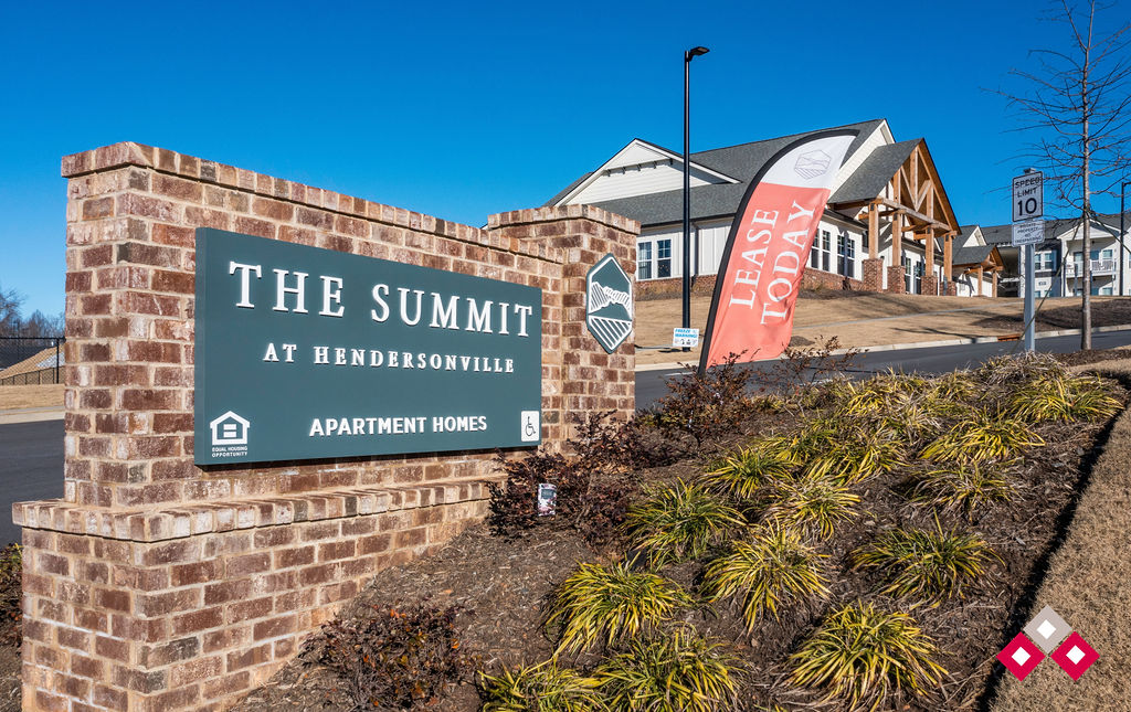 Summit at Hendersonville Image 56