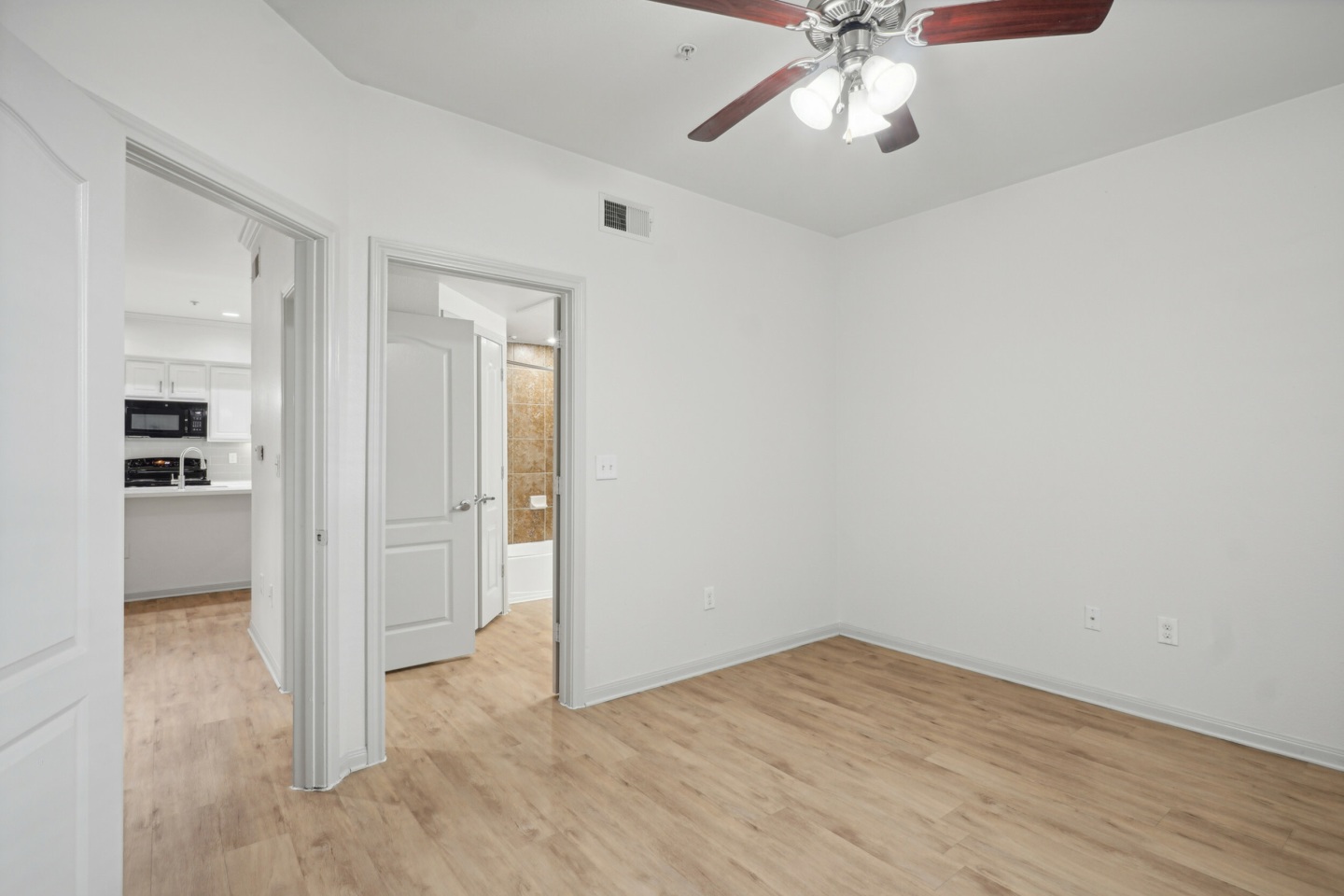 The Henry at Jones Road Image 3