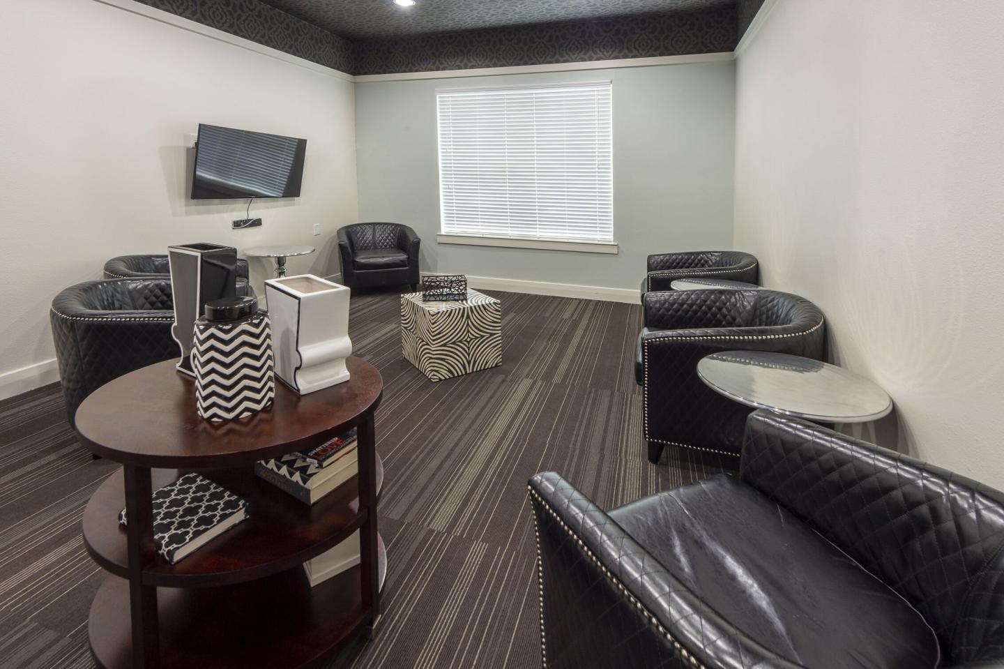 Elan Med Center Image 18