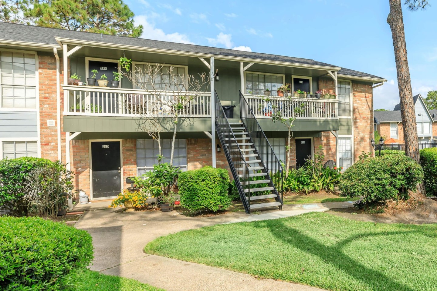Arbor Pines Villas Image 3