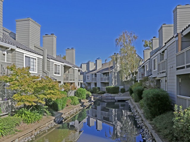 The Landing at Riverlake Image 2