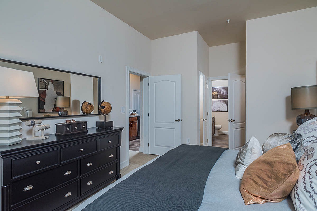 Abberly Waterstone Apartment Homes Image 8