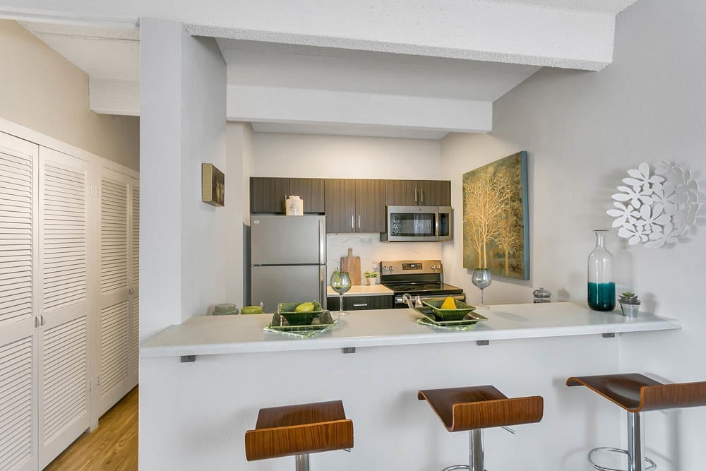 1311 Cook Image 12