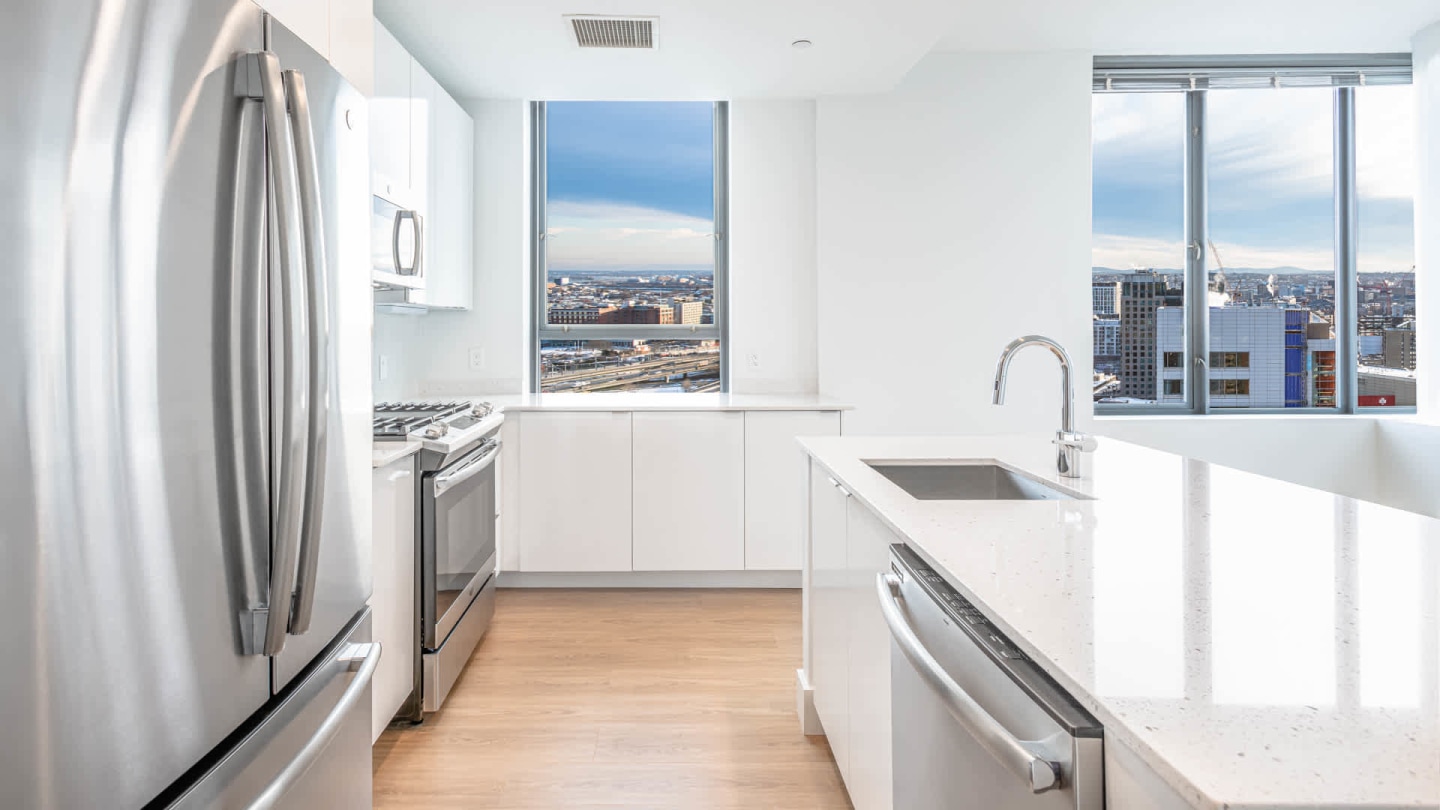 660 Washington Image 11