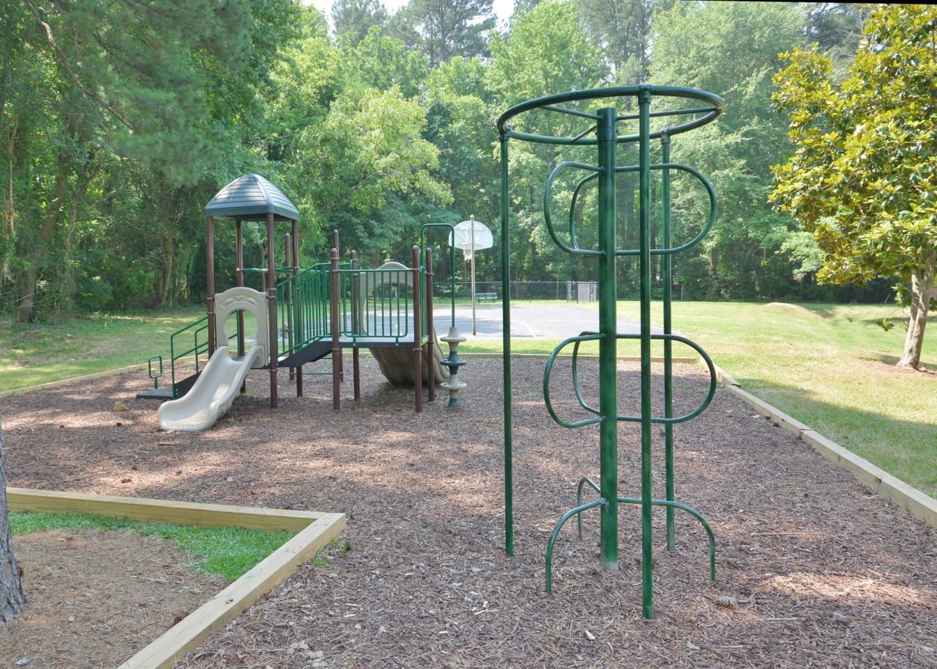 Pine Ridge Apartments Image 31