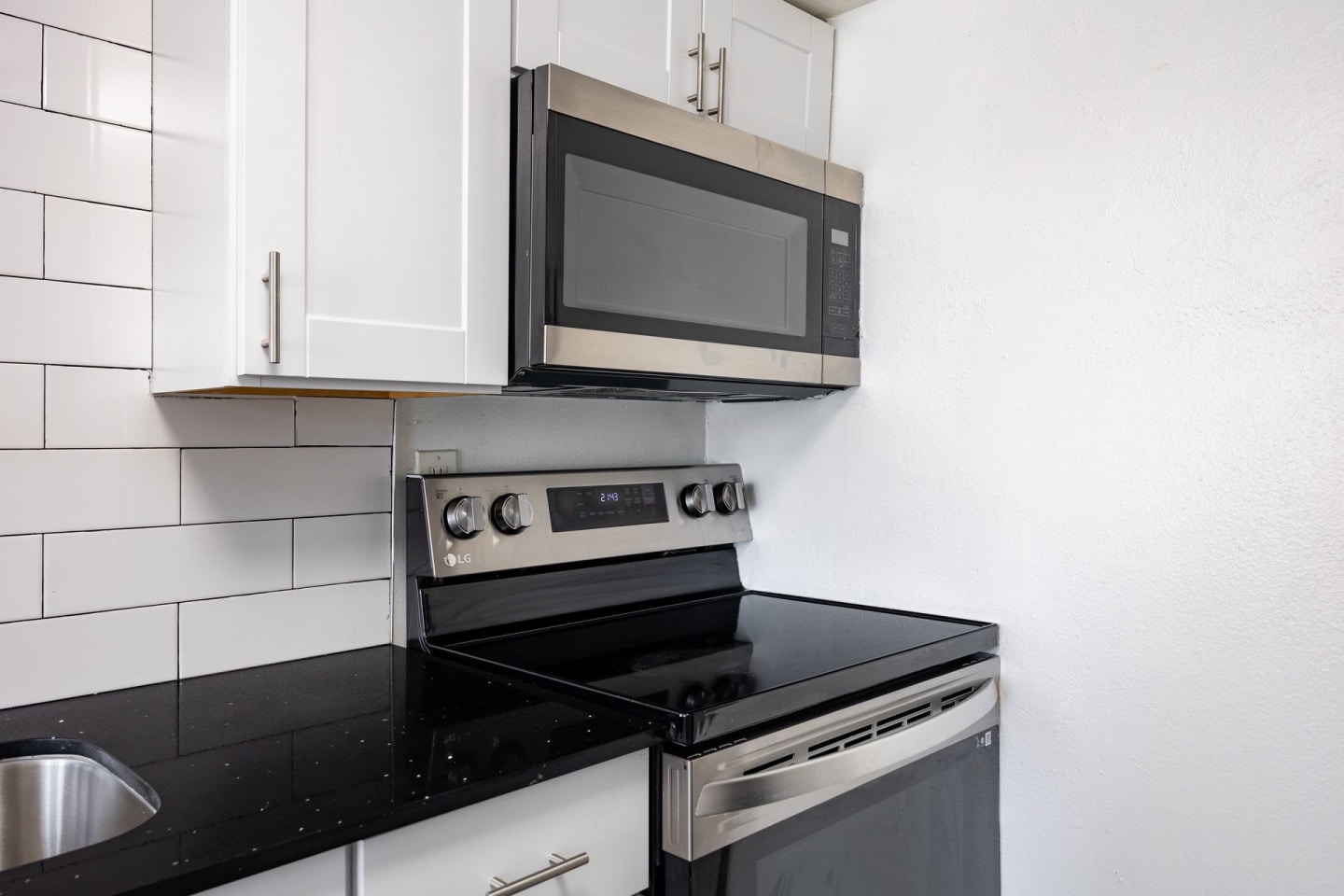 Park West Apartments Image 30