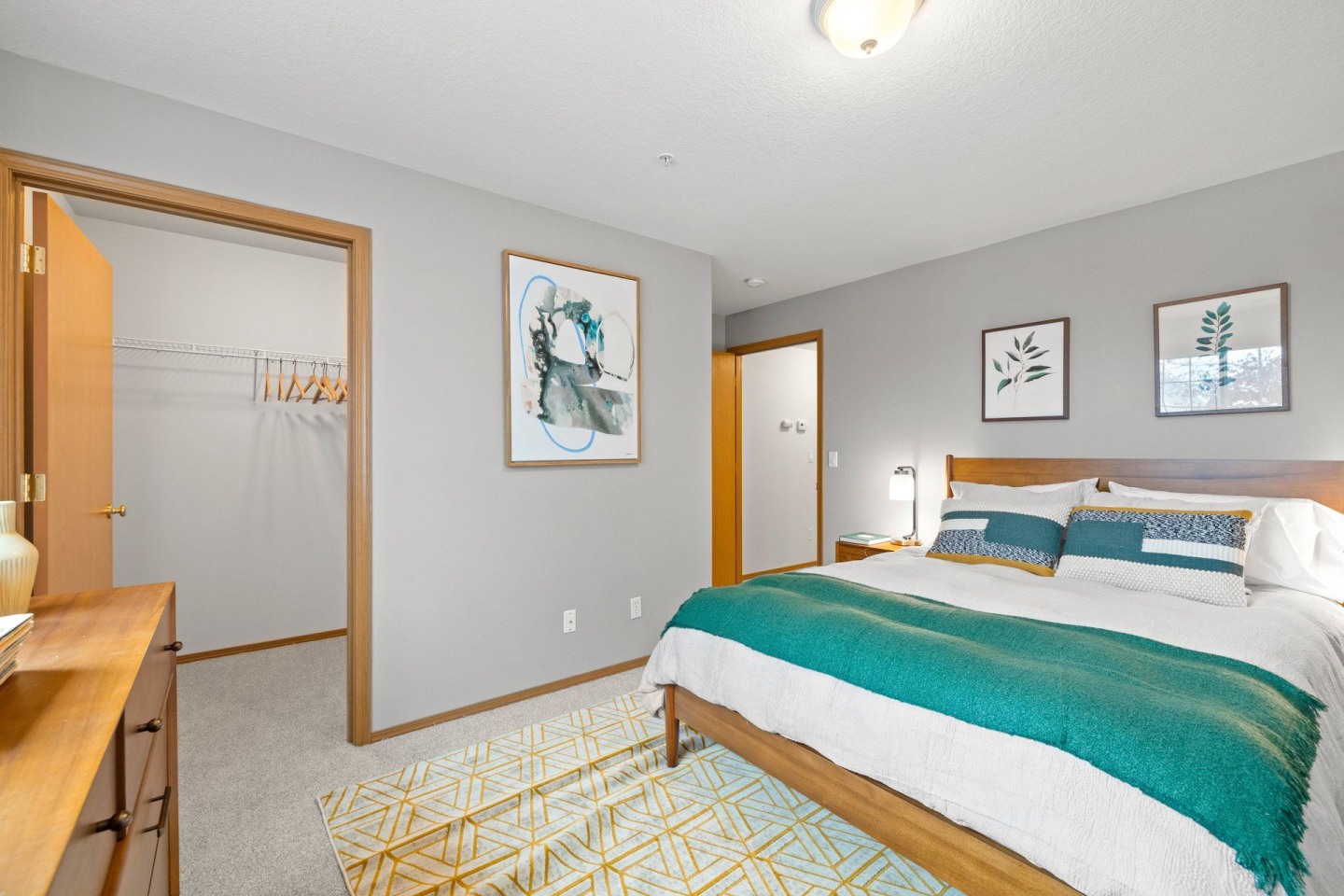 Highland Hills Image 13