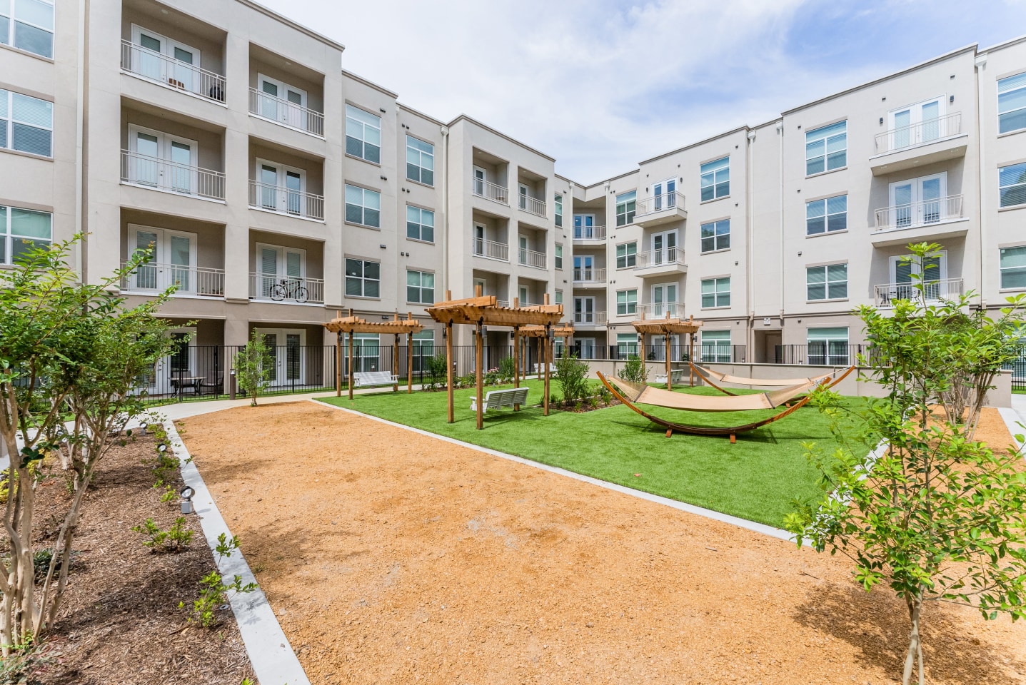 The Residences at 3000 Bardin Image 64